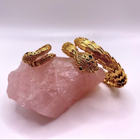 Jewelry - 18k Gold Plated Luxury Punk style Snake green eye bracelet. Ring is sold out❗️